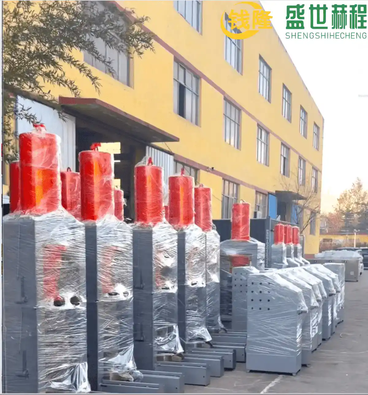 Hydraulic oil press machines assembled in the factory workshop
