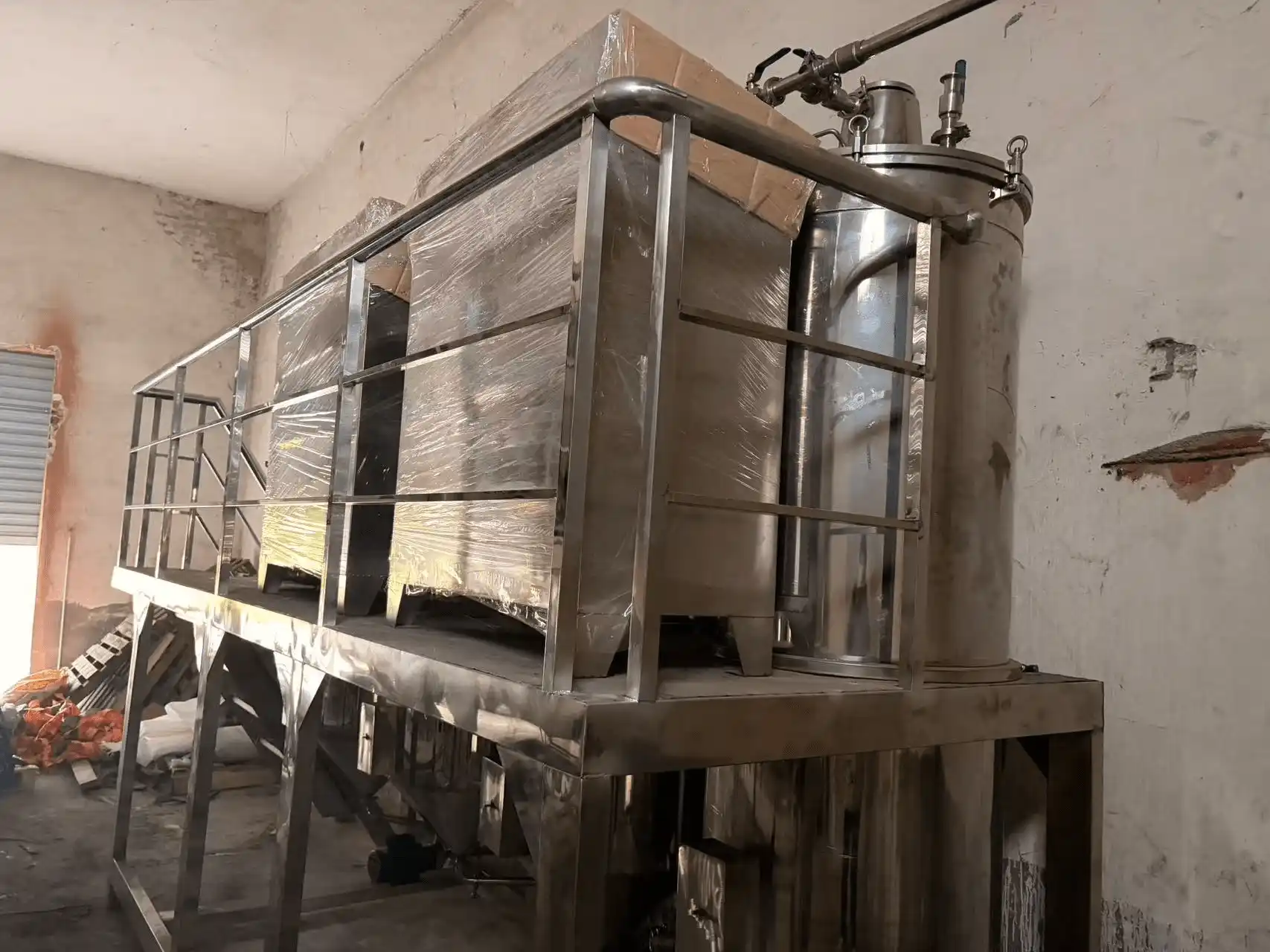 Edible oil production and refining equipment for a complete processing line