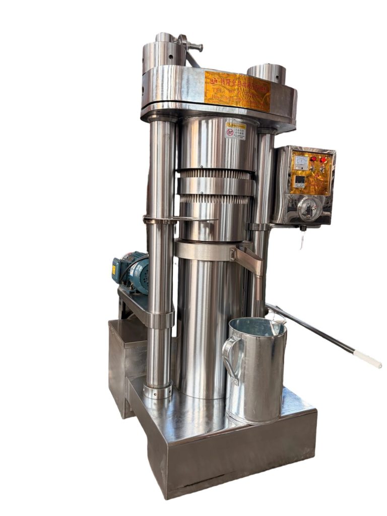 Korean-type compact hydraulic oil press for a customer-facing small oil business